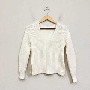 EVERLANE Ribbed V-Neck Cropped Pullover Sweater L/S in Solid Cream